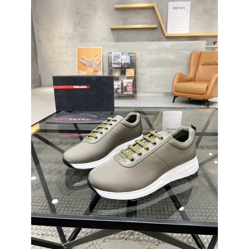 Pra*a sneakers